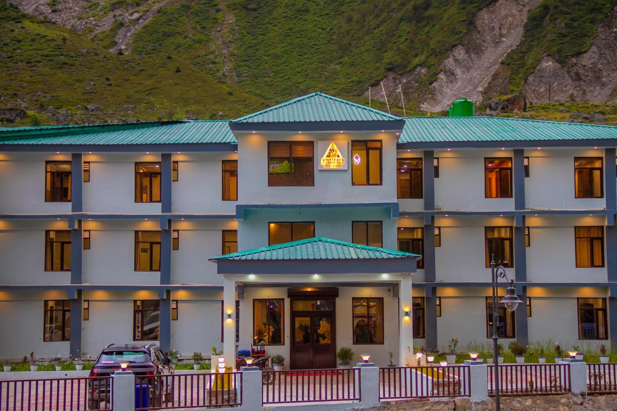 Hotel Amritara The Avadh à Badrinath Extérieur photo